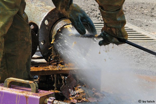 rohrreinigung mit wasserstrahltechnik